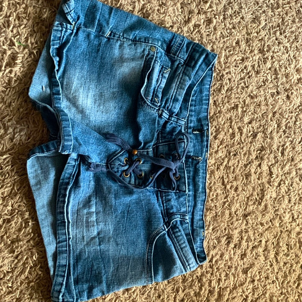 Short Jean shorts, tie up